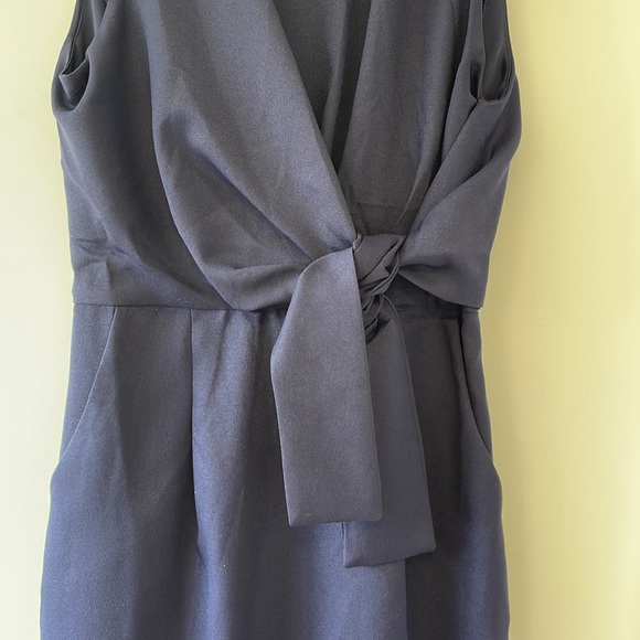 Lulus blue dress with pockets. Size small with tags - Picture 4 of 8
